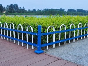 噴塑草坪護欄