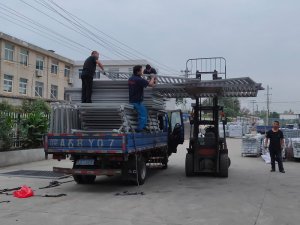 金用護欄2020年9月24日鋅鋼百葉窗發(fā)貨！