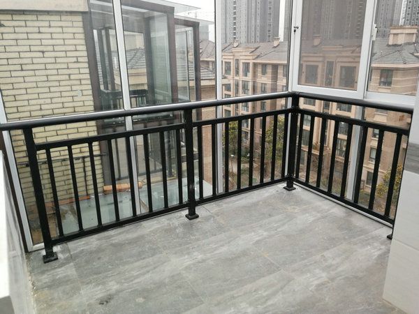 辨別鋅鋼護欄表面處理優(yōu)劣的方法有哪些? 辨別鋅鋼護欄表面處理優(yōu)劣的方法有哪些?
