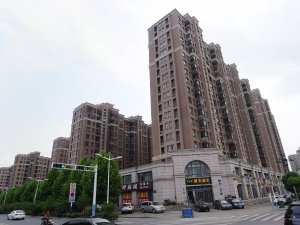 安慶錢江江畔尚城小區(qū)空調(diào)護(hù)欄、樓梯扶手定制