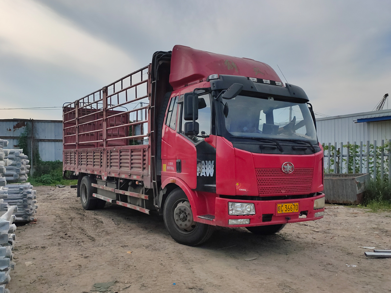 金用護欄2021年6月23日鋅鋼陽臺欄桿發(fā)貨! 金用護欄2021年6月23日鋅鋼陽臺欄桿發(fā)貨!