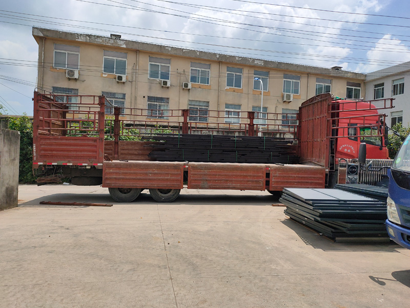 金用護欄2021年7月21日鋅鋼護窗欄桿發(fā)貨! 金用護欄2021年7月21日鋅鋼護窗欄桿發(fā)貨!