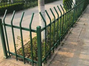 綠化護欄廠家怎么選擇？