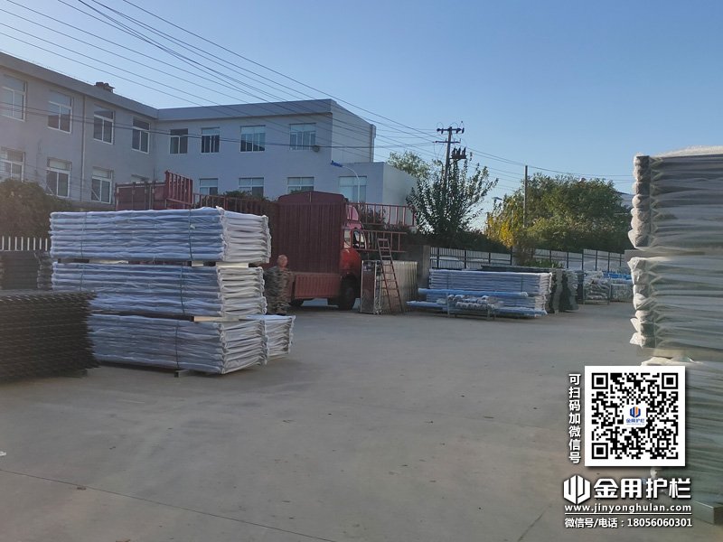 2023年11月14日鋅鋼陽臺護欄裝車發貨！