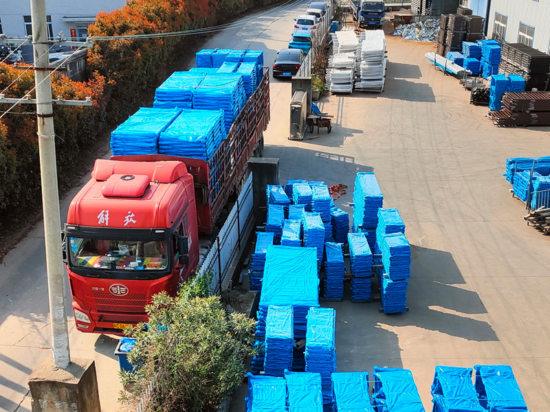 2025年4月7日鋅鋼護(hù)窗欄桿裝車(chē)發(fā)貨! 2025年4月7日鋅鋼護(hù)窗欄桿裝車(chē)發(fā)貨!